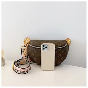 Sac à main décontracté de luxe pour femme, de haute qualité, avec fermeture éclair, en cuir véritable, imperméable, avec décoration rayée - Product Image 2