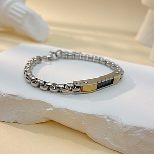 Haute Poli En Acier Inoxydable Couples Bracelets 5mm <span class=keywords><strong>Gourmette</strong></span> ID Bracelet Personnalisé Gravé Bracelets pour Cadeau Personnalisé - Product Image 2