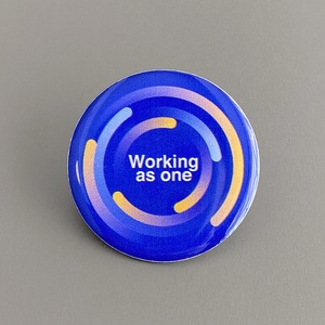 Personnalisé pas cher métal imprimé épinglette forme ronde personnalisé nom de l'entreprise logo insigne métal imprimé avec époxy broche - Product Image 2