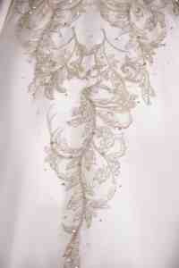 Váy cưới ren cao cấp không tay kiểu dáng mới 2025, sang trọng, thanh lịch, kiểu nhà thờ, đuôi dài, đính đá thủ công - Product Image 6