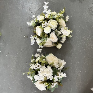 Boules de fleurs artificielles en soie, couleur crème, pour centres de table de mariage, décoration d'événements, vente en gros D-FB248. - Product Image 1