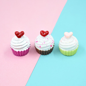 Cabujón de resina con forma de cupcake dulce para manualidades, álbumes de recortes, fabricación de joyas, accesorios para horquillas, dijes de comida en miniatura para muñecas - Product Image 2