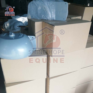 Mangeoire en aluminium pour chevaux - Product Image 3
