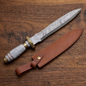 Cuchillo de caza de hoja fija de acero de Damasco OEM DIY, punta de lanza, mango de resina y latón, funda de cuero, 12 pulgadas de longitud total - Product Image 1