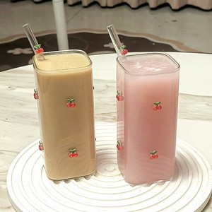 แก้วมัคทัมเบลอร์ขนาด13ออนซ์พร้อมหลอดสำหรับเป็นของขวัญแก้วกาแฟใสลายเชอร์รี่สีแดงน่ารักใหม่2025 - Product Image 5