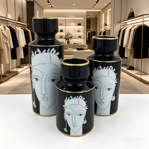 Vasi in Ceramica Nera <span class=keywords><strong>con</strong></span> Illustrazioni Artistiche di Volti Femminili e Finiture in Oro - Product Image 2