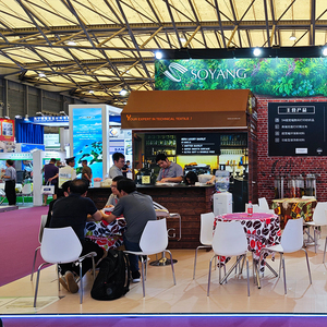 Système de revêtement de sol modulaire moderne imprimé sur mesure, conception emboîtable pour les expositions et les magasins de détail, système de revêtement de sol surélevé - Product Image 4