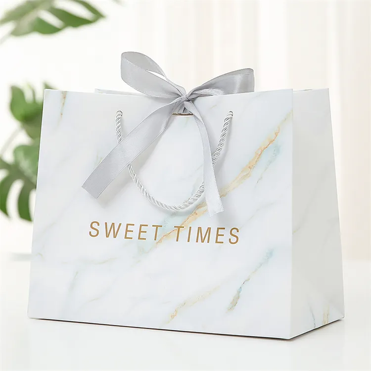 KM customized luxury bolsas de regalo craft cardboard mini shopping paper flower gift bags for bouquets