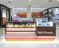 Kiosque alimentaire en bois de haute qualité, vente en gros, vitrine à beignets, petit kiosque alimentaire pour centre commercial, design à vendre