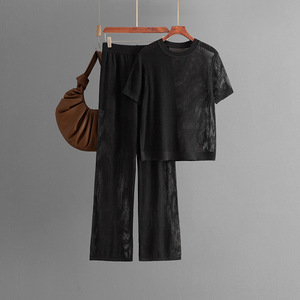 Ensemble 2 pièces décontracté pour femme : T-shirt à col rond uni à manches courtes et pantalon large en maille ajourée, coupe ample et tendance - Product Image 3