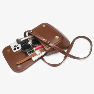 Women's Retro Saddle Bag All-Season High-End PU Crossbody Shoulder Bag with Large Capacity Fashionable <b>Chestnut</b> Color for Winter - Product Image 5