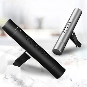 Penyegar Udara Mobil XMB Gel Kertas Klip Ventilasi Mobil Aromaterapi Fashionable - Product Image 1