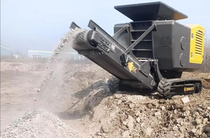 MONDE Nouvelle mini concasseuse à mâchoires <span class=keywords><strong>mobile</strong></span> 35t/h 60t/h Petite machine de concassage de roche à mâchoires à vendre - Product Image 6