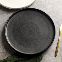 Assiette plate en porcelaine fine pour steak et dessert, compatible micro-ondes, motif uni, design minimaliste nordique, pour usage hôtelier et restaurant haut de gamme