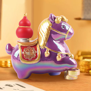 The Everything Horse Resin Blind Box - Perché la fortuna, il riso e la magia si trovano in un piccolo cavallino - Product Image 5