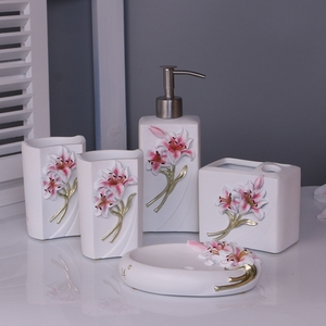 레드 플라워 홈 데코레이티브 폴리레진 5종 친환경 욕실 세트 액세서리 - Product Image 5