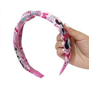 MUESTRA RETAIL H.E.R. Accesorios: Diadema gruesa con nudo de Minnie con licencia para niñas, talla única para todo tipo de cabello, hecha en PRC - Product Image 1
