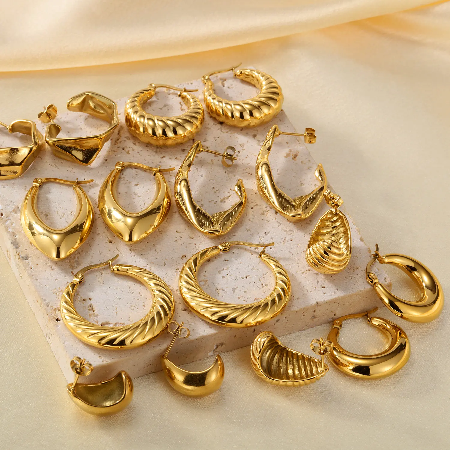 Fashion Chunky Beaded Hoop Earrings Elegant Hoop Earrings 18k Gold Plated Stainless Steel Fine Jewelry Earrings