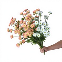 Fleurs artificielles réalistes en soie, mini marguerites et chrysanthèmes à 4 têtes, pour la décoration de salon, les arrangements de mariage et les fournitures florales