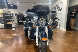 COMPRE LISTO PARA MONTAR 2025 VENTAS PARA-Harleys-Davidsons Trike Touring Motocicleta ELECTRA GLIDE TRI GLIDE ULTRA CLASSIC TRIKE en <span class=keywords><strong>venta</strong></span> - Product Image 2