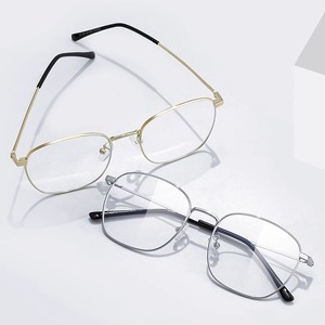 Montura de Gafas de Titanio Danyang 29150, Rectangulares, Montura Completa, Unisex, Ligeras, para Hombre y Mujer - Product Image 5