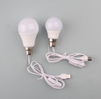 Ampoule LED USB DC5V à brancher avec interrupteur marche/arrêt 5W/7W, design crochet, en plastique, CRI80, 630 Lumens, certifiée 90 Lm/W, pour dortoir/lumière de nuit
