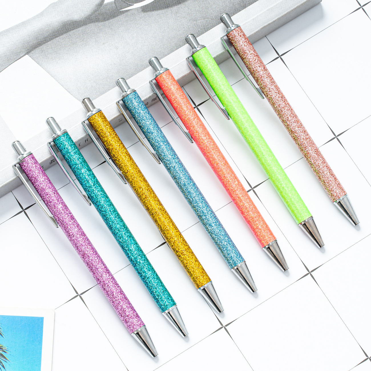 High Grade Creative Gold Powder Ballpoint Pen for Gift Colorful Metal Pen with Flash Metal Powder Pen Body