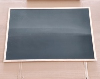 Tableau noir, tableau noir magnétique avec cadre en bois, tableau blanc pour avis