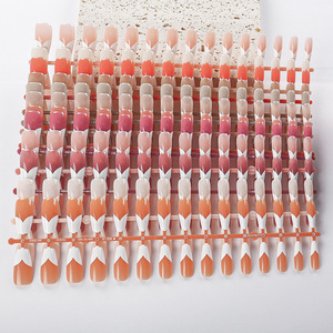 30 piezas personalizadas de <span class=keywords><strong>uñas</strong></span> usables con borde blanco en forma de corazón francés <span class=keywords><strong>Uñas</strong></span> artificiales medianas brillantes en forma de ballet - Product Image 3