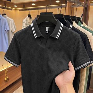 Polo en tricot gaufré pour <span class=keywords><strong>homme</strong></span>, col en V, bordure contrastée, haut décontracté pour le golf - Product Image 1