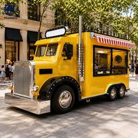 Remorque de concession alimentaire mobile avec trappe pliable et étagères intérieures pour les foires en plein air et la vente de snacks