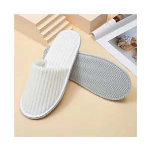 Groothandel Op Maat Economische Commerciële Hotel Wegwerp Slippers Flanel Stof Spa Slippers