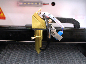 Máy Khắc Laser Phim Bảo Vệ Điện Thoại Di Động CO2 Nhà Sản Xuất Máy Chủ Đám Mây Không Giới Hạn Số Lượng Cập Nhật Miễn Phí - Product Image 5