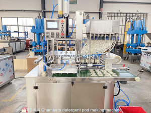 Machine de remplissage et d'emballage de liquides chimiques en sachets plastiques, entièrement automatique, contrôlée par PLC, facile à utiliser, à scellage arrière et multi-chambres - Product Image 2