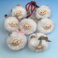 Vente en gros Nouveaux porte-clés créatifs en peluche d'agneau mignons, pendentifs pour sacs de filles, accessoires de poupée, petits cadeaux