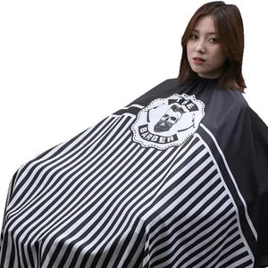 Capa <span class=keywords><strong>de</strong></span> Peluquería <span class=keywords><strong>de</strong></span> Tela Antiestática, No Sujeta el Cabello, Especial para Salón <span class=keywords><strong>de</strong></span> Belleza, <span class=keywords><strong>de</strong></span> Alta Gama, con Protección <span class=keywords><strong>de</strong></span> Color <span class=keywords><strong>de</strong></span> Moda, Venta al Por Mayor <span class=keywords><strong>de</strong></span> Fábrica - Product Image 5