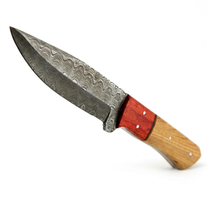 มีดอเนกประสงค์เหล็กดามัสกัสลายคลื่นแบบแฮนด์เมด พร้อมด้ามไม้มะกอกสีแดงและด้ามจับแบบอินทิเกรตการ์ด - Product Image 1