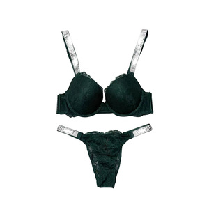 Ensemble de lingerie sexy en <span class=keywords><strong>dentelle</strong></span> tissée <span class=keywords><strong>Victoria</strong></span>'s, <span class=keywords><strong>soutien</strong></span>-<span class=keywords><strong>gorge</strong></span> respirant à volants avec culotte brodée discrète - Product Image 5