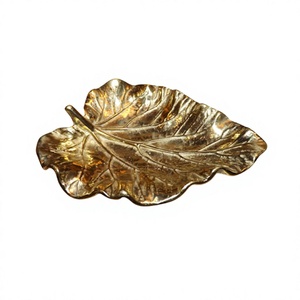 Bandeja de Servir en Forma de Hoja de Color Dorado de Aluminio con Bandeja de Alta Calidad para Frutos Secos y Nueces a Precios Competitivos - Product Image 1