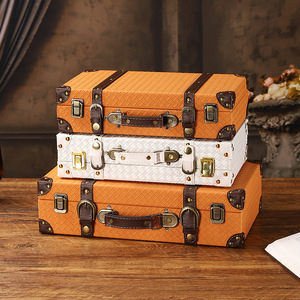 Caja de almacenamiento de madera de estilo europeo, caja decorativa para joyería con tapa abatible de gran capacidad, accesorios de decoración para el hogar, coleccionables - Product Image 4