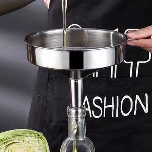 Alta Qualidade 10 Polegada Funil De Aço Inoxidável com Tela De Filtro Funil Pequeno Durável para Garrafa De Óleo Líquidos De Vinho Cozinha Uso - Product Image 6