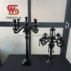 Candelabros de Cristal Negro Personalizados SMOOTH, Portavelas, Centro de Mesa para Bodas, Decoración de Escenarios para Eventos - Product Image 1
