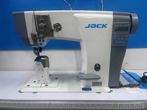<span class=keywords><strong>Machine</strong></span> <span class=keywords><strong>à</strong></span> <span class=keywords><strong>coudre</strong></span> <span class=keywords><strong>à</strong></span> alimentation par rouleaux informatisée Jack Jk-6671c neuve, équipement de qualité industrielle <span class=keywords><strong>pour</strong></span> matériaux moyens <span class=keywords><strong>à</strong></span> lourds - Product Image 1
