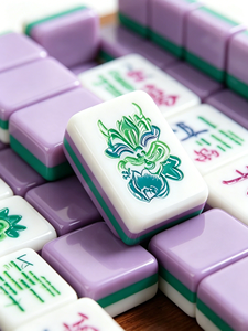 Sofisticado Juego de Mahjong Americano de Acrílico de Primera Calidad, Inspirado en el Cloisonné, Estilo Lujoso, Personalizado, para el Mercado de Regalos de Lujo - Product Image 1