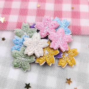 <span class=keywords><strong>Patches</strong></span> Bordados de Flor de Cerejeira Pequenos em Estoque: <span class=keywords><strong>Patches</strong></span> de Tecido com Flores Pequenas para Decorar Bolsas, Agendas, Capas de Celular - Product Image 4