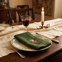 Serviettes en tissu de lin vert brodées à la main, serviettes brodées Casse-Noisette, serviettes de table réutilisables en tissu, décoration de table de Noël