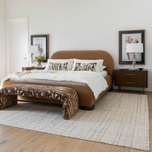 Tavolo da esposizione per la vendita al dettaglio <span class=keywords><strong>di</strong></span> moda e panca pouf in velluto Luxury casale in <span class=keywords><strong>legno</strong></span> sgabelli laterali in tessuto per camera da letto - Product Image 5