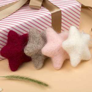 8cm Eco-friendly Cute <strong>Christmas</strong> <strong>Tree</strong> Five-Pointed Star Decoration Small Pendant Material Wool Felt Handmade DIY Accessories - Product Image 1