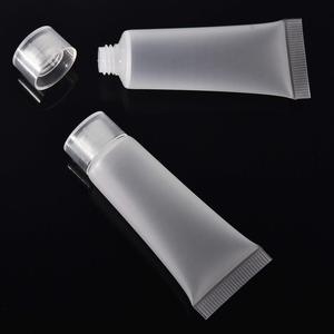 Vente en gros de tubes cosmétiques vides en plastique transparent blanc de 5 ml/30 ml/100 ml pour shampooing, hôtel, voyage, avec étiquetage et logo personnalisé - Product Image 3