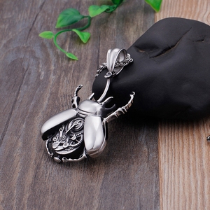 Collana YK Steampunk Scarabeo in Acciaio al Titanio, Gioiello Meccanico con Pendente a Ingranaggio, Charm Rock alla Moda, Regalo Trendy - Product Image 3